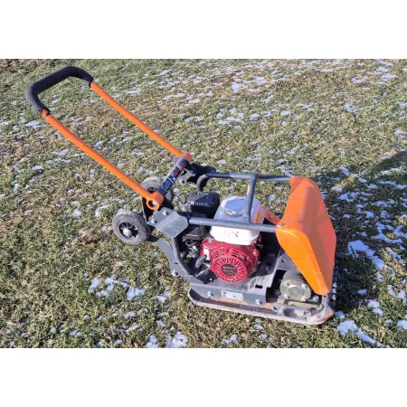 Zagęszarka Altrad Belle 90KG (120zł-24H/ 80zł-5h)